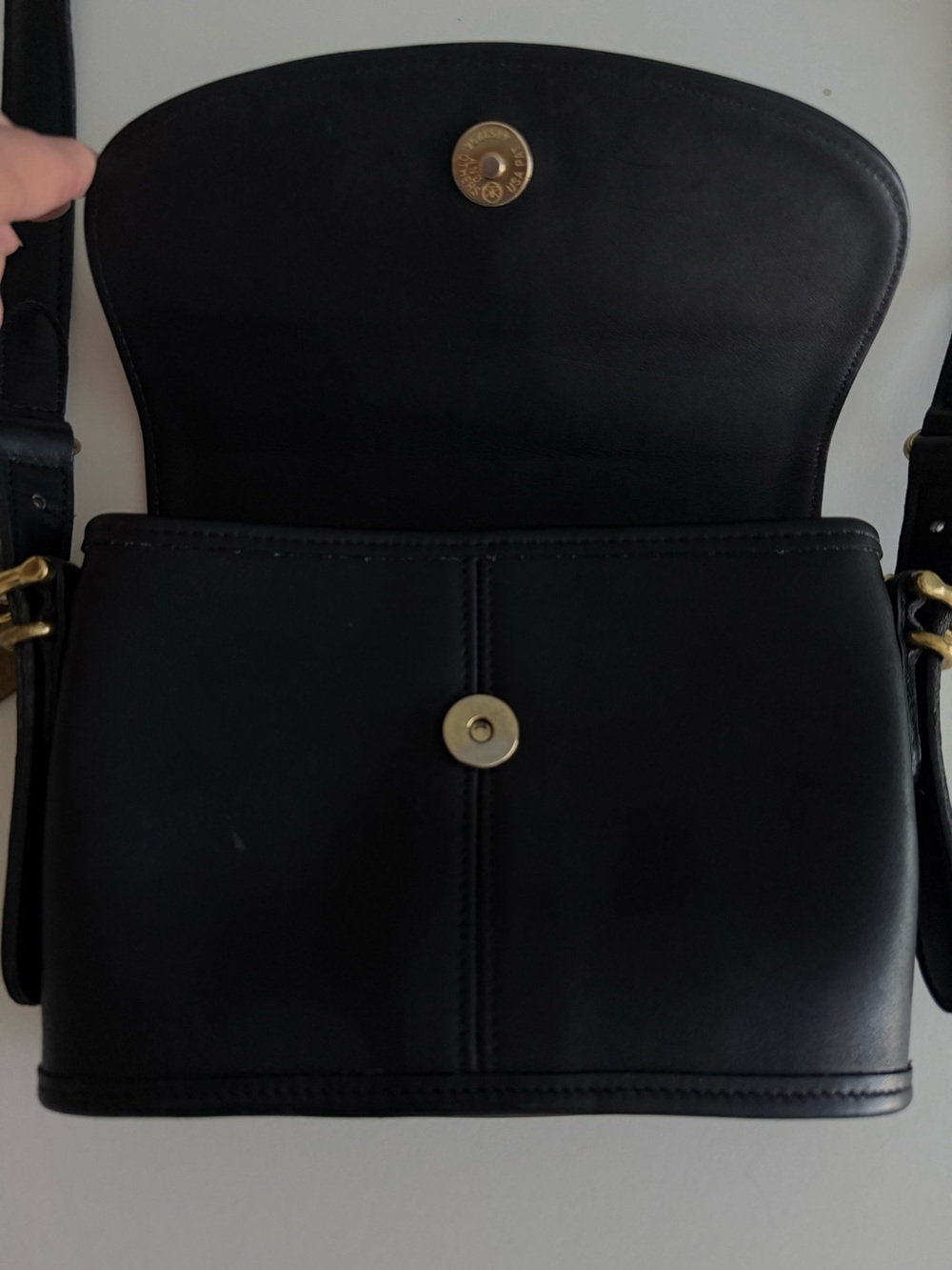 Vintage Coach  Equestrian  Flap Black Leather Crossbody Bag - Picture 10 of 16